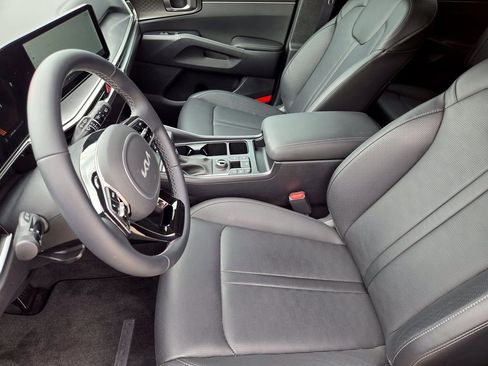 New 2025 Kia Sorento S AWD/4WD image 10