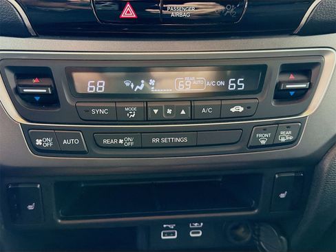 Used 2024 Honda Passport EX-L image 18