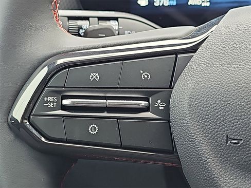 New 2026 Chevrolet Equinox RS image 18