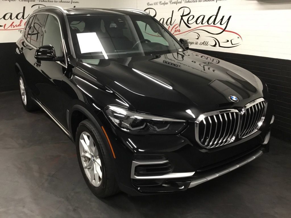 Used 2023 BMW X5 xDrive40i w/ Premium Package AWD/4WD image 2