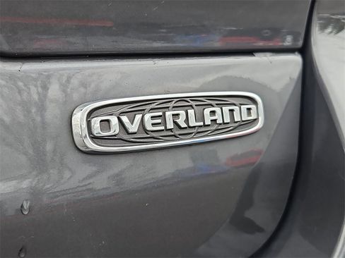 Used 2023 Jeep Grand Cherokee Overland image 33