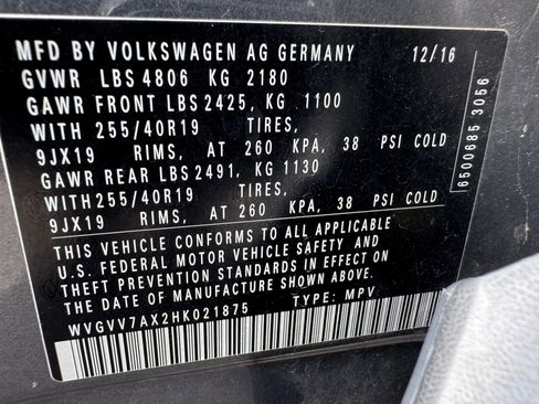 Used 2017 Volkswagen Tiguan SEL image 31