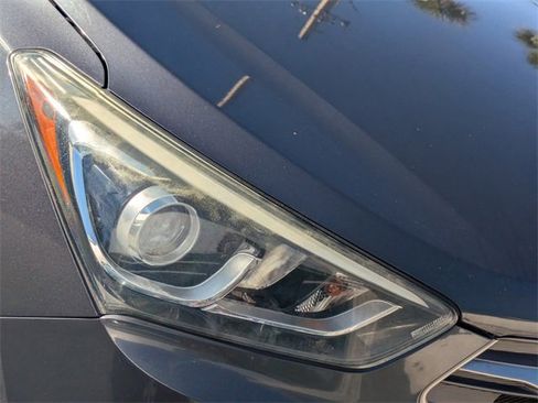 Used 2017 Hyundai Santa Fe Sport image 9