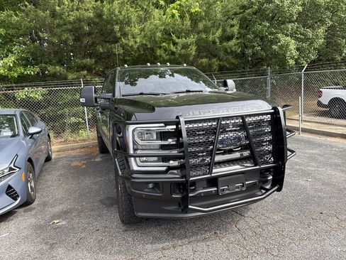 Used 2025 Ford F250 King Ranch AWD/4WD image 3