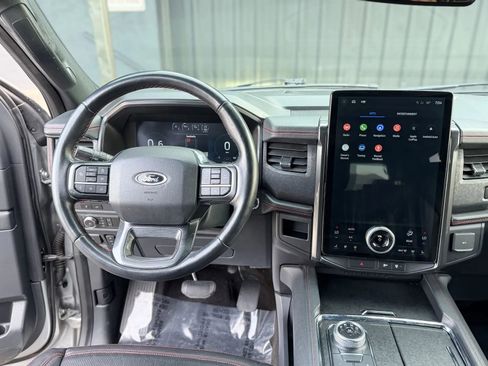 Used 2022 Ford Expedition Max Limited image 52