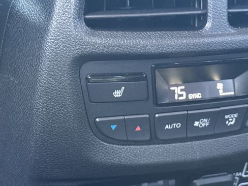 Used 2021 Honda Pilot Elite image 23