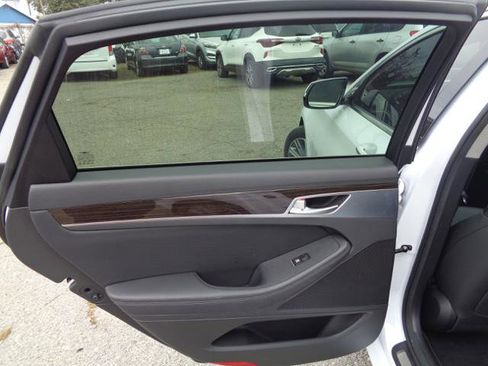 Used 2018 Genesis G80 3.8 image 12