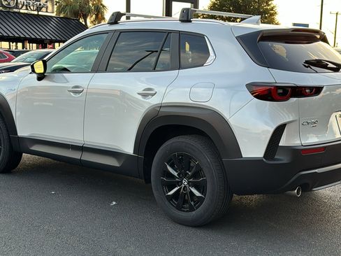 Certified 2025 MAZDA CX-50 2.5 Hybrid w/ Cargo Package image 6