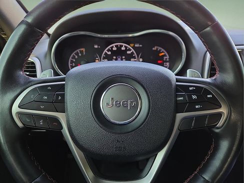 Used 2018 Jeep Grand Cherokee Trailhawk AWD/4WD image 24