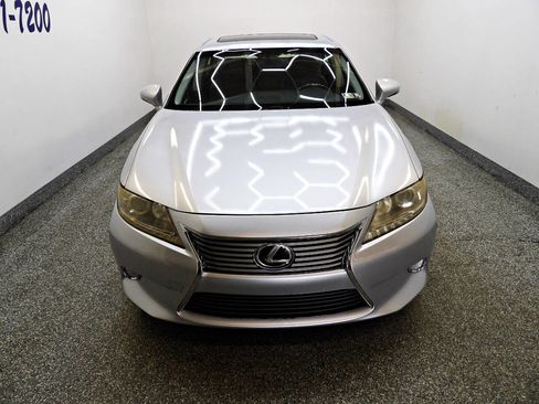 Used 2013 Lexus ES 350 w/ Premium Pkg FWD image 2