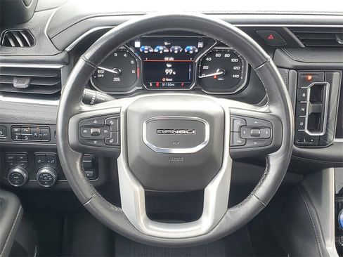 Used 2021 GMC Yukon Denali w/ Denali Ultimate Package image 31