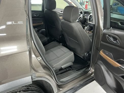 Used 2019 GMC Acadia SLE w/ Driver Alert Package I FWD image 16