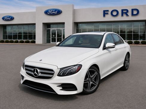 Used 2017 Mercedes-Benz E 300 4MATIC image 1