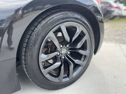 Used 2015 Nissan 370Z Coupe RWD image 13