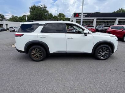 Used 2022 Nissan Pathfinder SV