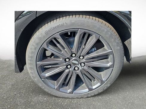 New 2026 Cadillac Lyriq V AWD/4WD image 7