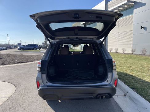 Used 2025 Subaru Forester Touring image 14