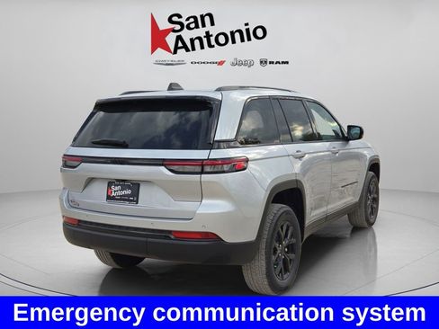 New 2025 Jeep Grand Cherokee Altitude RWD image 8