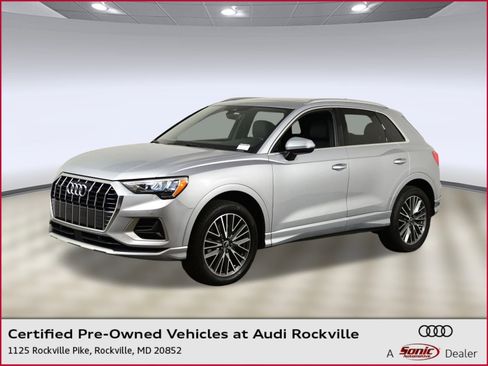 Certified 2022 Audi Q3 2.0T Premium w/ Convenience Package image 1