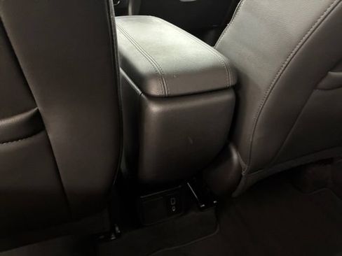 Certified 2024 Buick Encore GX Preferred FWD image 19