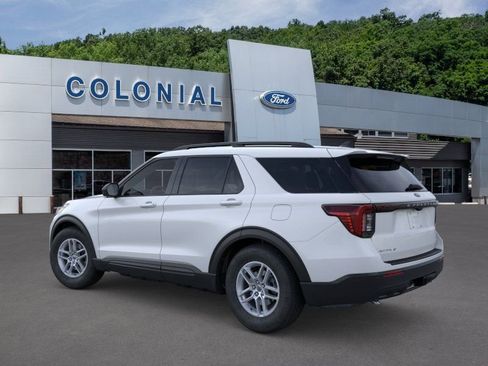 New 2026 Ford Explorer Active AWD/4WD image 4