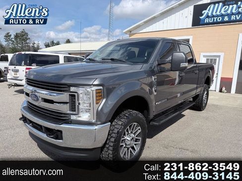 Used 2019 Ford F250 XLT AWD/4WD image 1