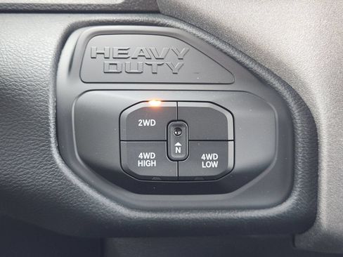 New 2026 RAM 2500 Tradesman AWD/4WD image 17
