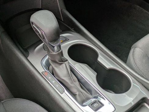 Used 2024 Chevrolet Malibu LS FWD image 12