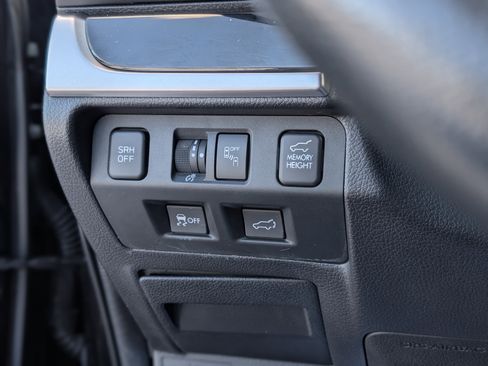 Used 2018 Subaru Forester 2.5i Limited image 27