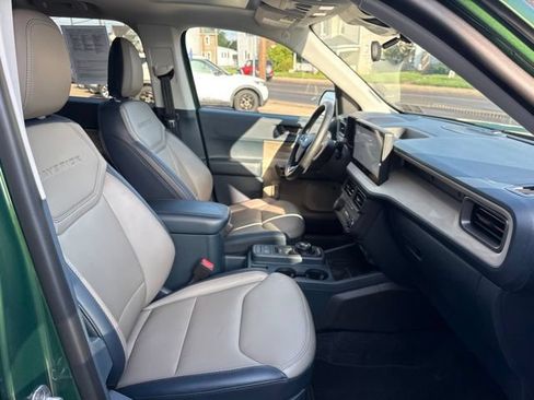 Used 2025 Ford Maverick Lariat w/ 4K Tow Package AWD/4WD image 35