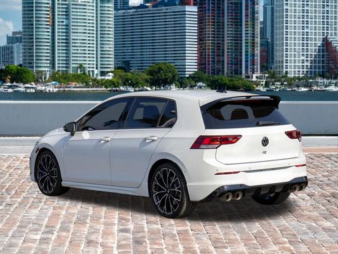 Used 2025 Volkswagen Golf w/ Euro Style Package image 4