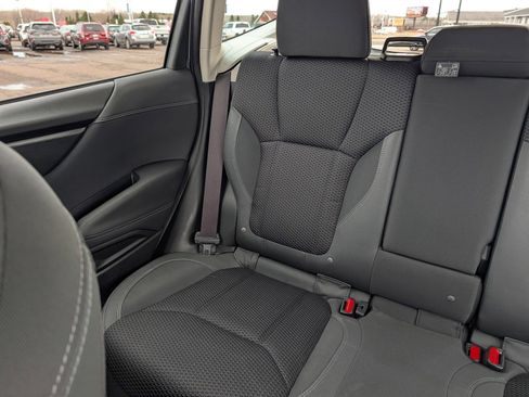 Used 2024 Subaru Forester Premium AWD/4WD image 12