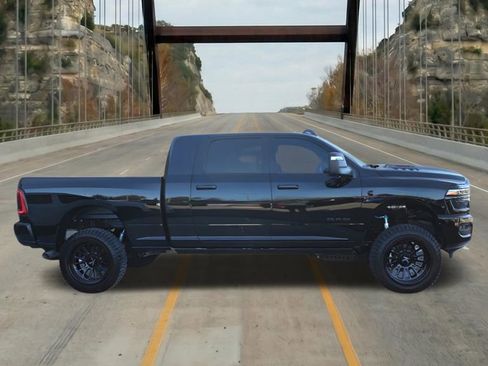 New 2025 RAM 2500 Laramie AWD/4WD image 3