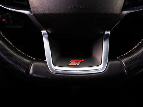 Used 2021 Ford Explorer ST w/ Equipment Group 401A image 17