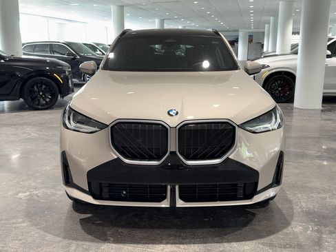 New 2026 BMW X3 xDrive30i w/ M Sport Package AWD/4WD image 2