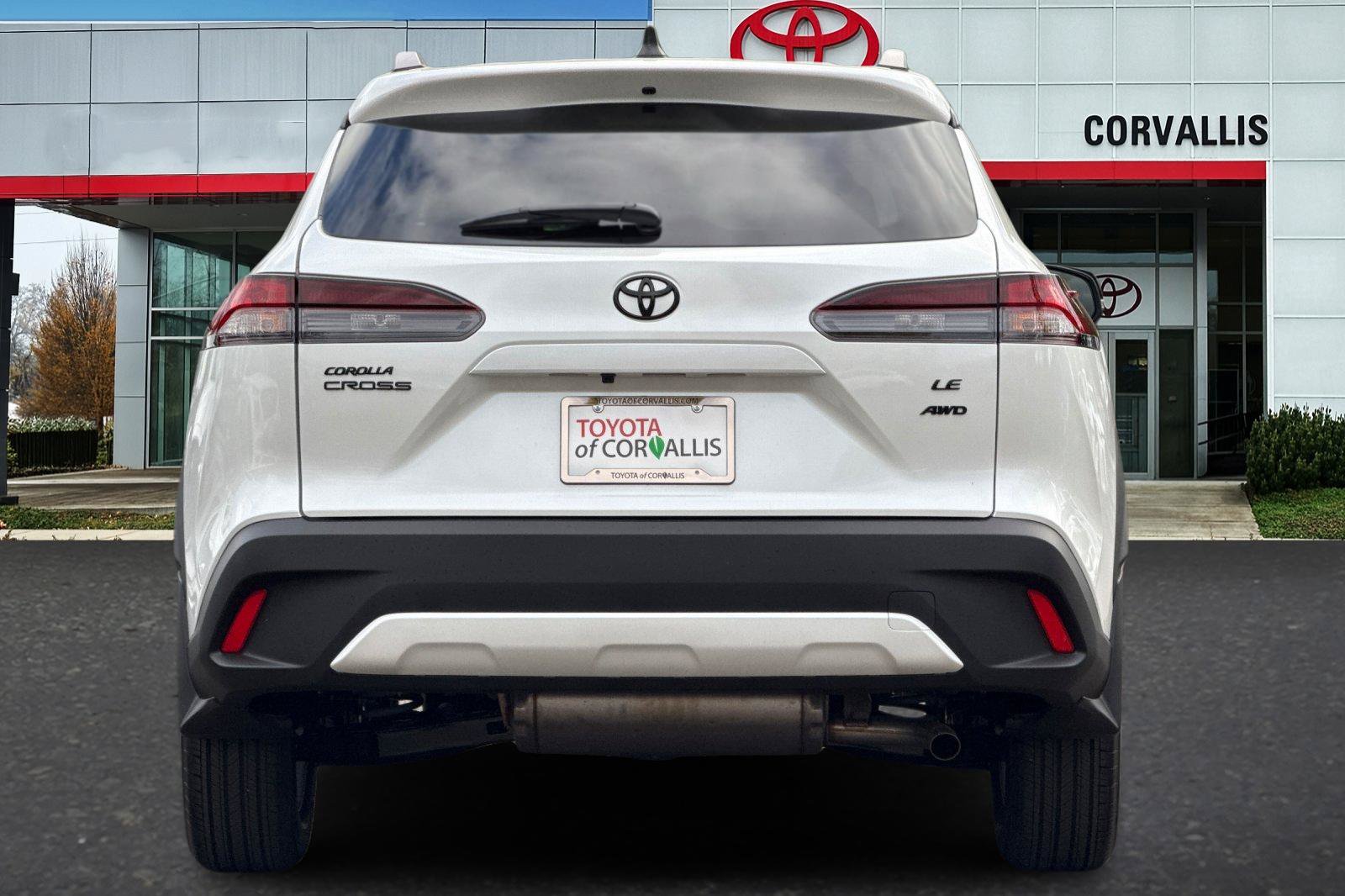 New 2026 Toyota Corolla Cross LE w/ Moonroof Package AWD/4WD image 6