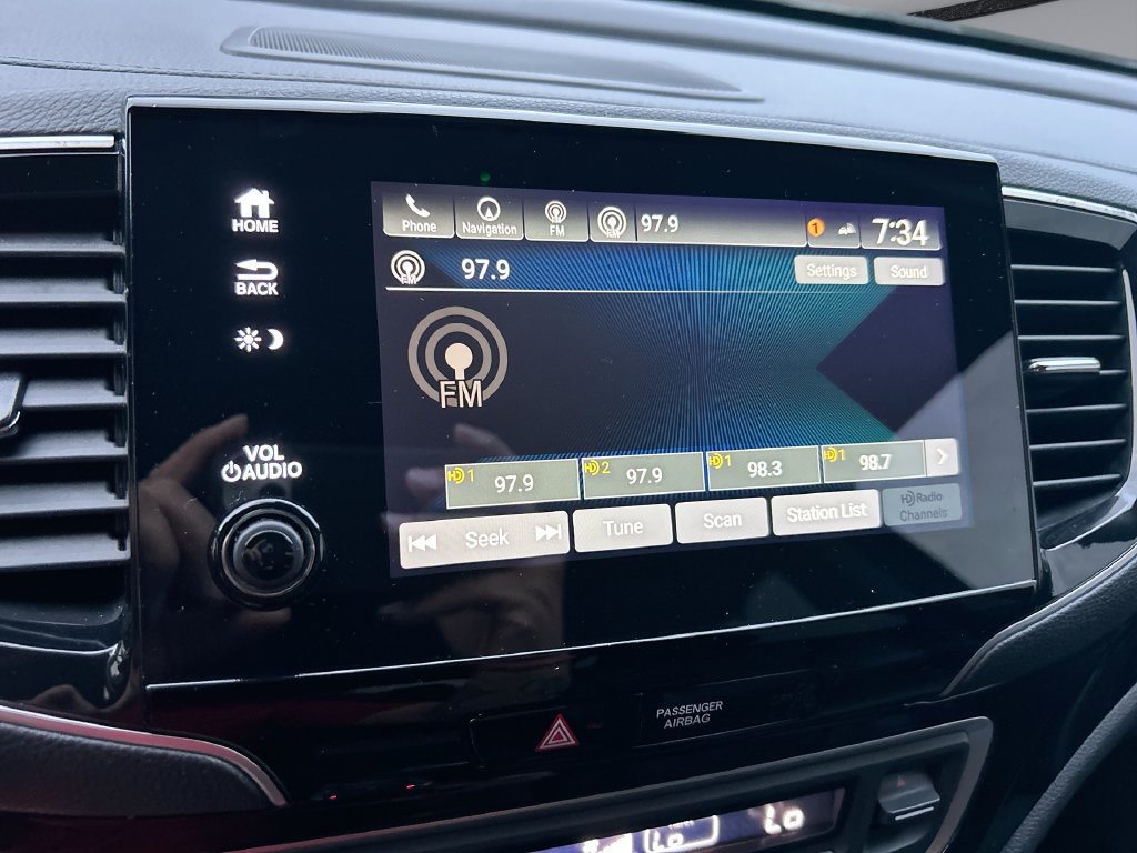 Used 2019 Honda Pilot Elite image 24