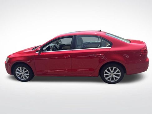 Used 2013 Volkswagen Jetta SE FWD image 5