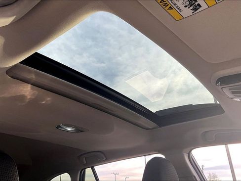 Used 2022 Subaru Outback Premium w/ Popular Package #1 image 22