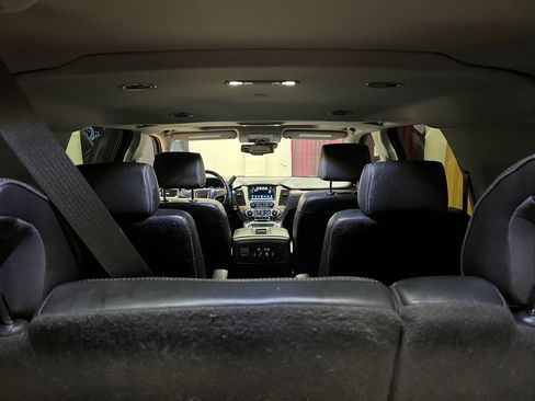 Used 2020 GMC Yukon XL Denali w/ Denali Premium Package RWD image 17