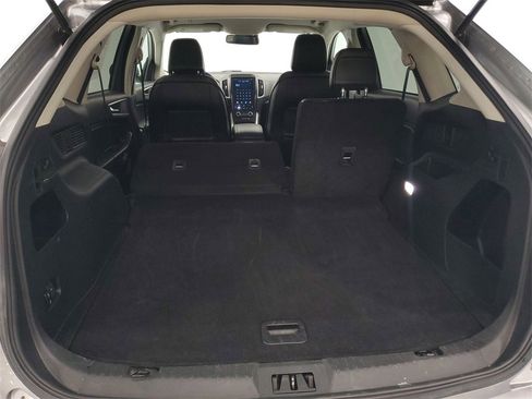 Used 2023 Ford Edge SEL image 25
