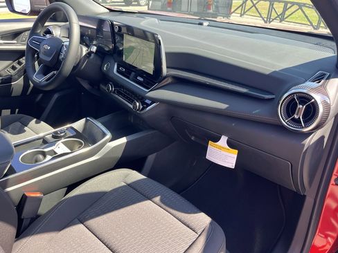 New 2026 Chevrolet Equinox LT image 36