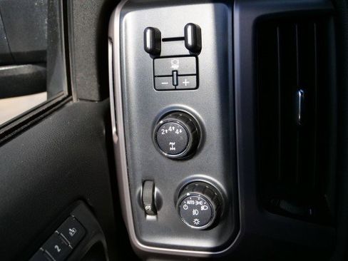 Used 2017 GMC Sierra 2500 SLT image 18