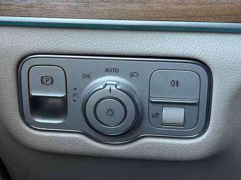 Used 2020 Mercedes-Benz GLE 350 4MATIC image 21