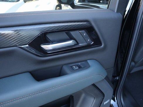 New 2026 GMC Yukon XL AT4 w/ AT4 Premium Plus Package image 15