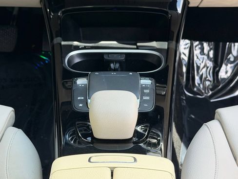 Used 2023 Mercedes-Benz CLA 250 w/ Premium Package image 50