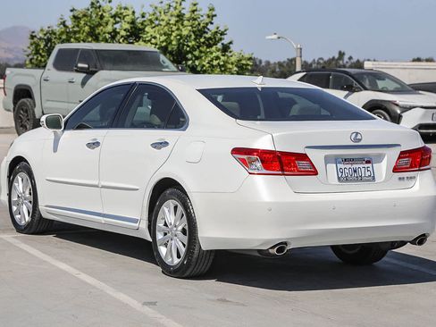 Used 2011 Lexus ES 350 FWD image 7