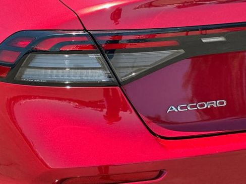 Certified 2024 Honda Accord EX image 31