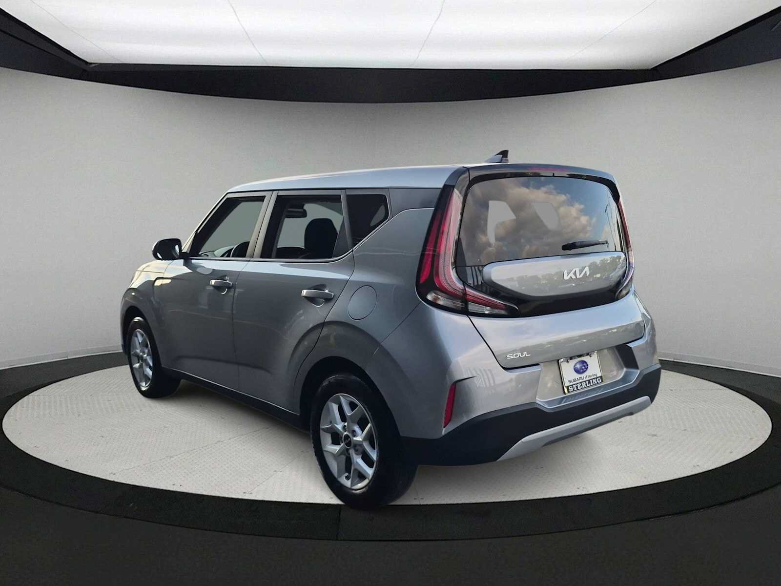 Used 2024 Kia Soul LX w/ Option Group 015 FWD image 6
