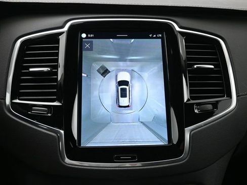 Used 2023 Volvo XC90 B6 Ultimate w/ Protection Package Premier AWD/4WD image 23